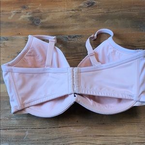 Cacique Intimates & Sleepwear - Cacique Bra Cacique Intimates & Sleepwear - Cacique Bra